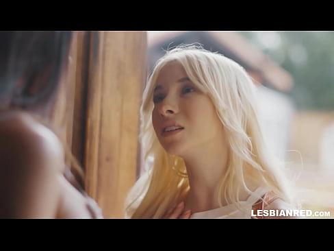 ❤️ Meisje komt een paar maanden later thuis en eindigt met het eten van haar stiefmoeders poesje Fucking at nl.xxxner.ru ﹏